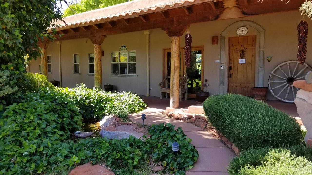 Adobe Hacienda Bed & Breakfast Sedona Extérieur photo